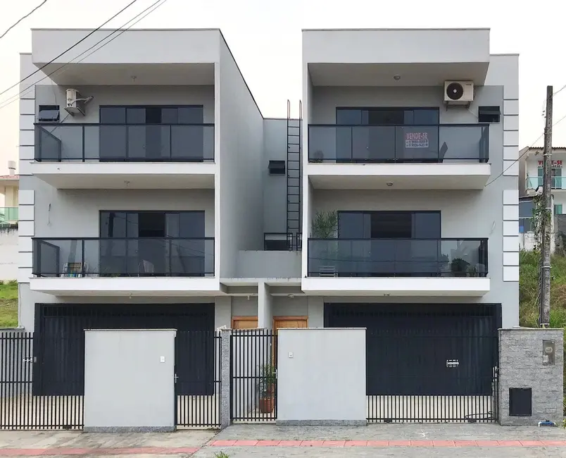 Foto 1 de Casa com 3 quartos à venda, 175m2 em Ariribá, Balneario Camboriu - SC