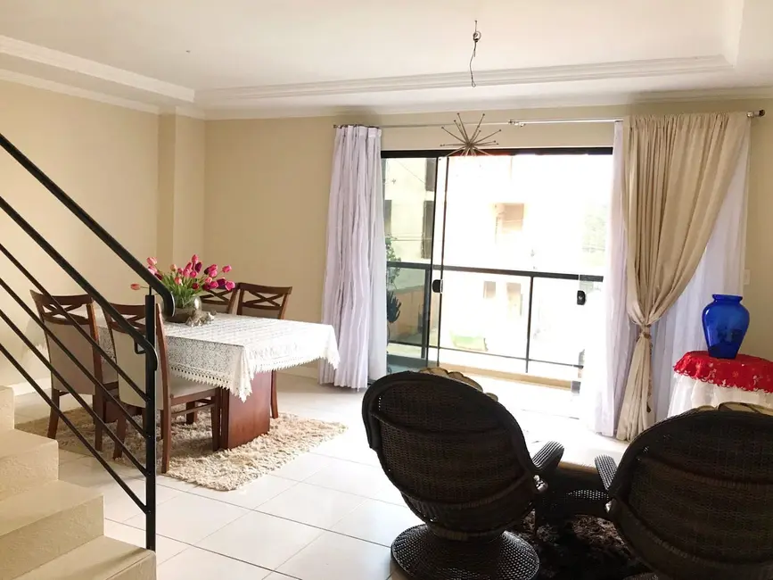 Casa com 3 quartos à venda, 175m2 em Ariribá, Balneario Camboriu - SC - imagem 4 Foto 4 de Casa com 3 quartos à venda, 175m2 em Ariribá, Balneario Camboriu - SC