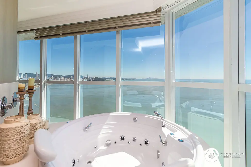 Cobertura com 6 quartos à venda, 611m2 em Balneario Camboriu - SC - imagem 6 Foto 6 de Cobertura com 6 quartos à venda, 611m2 em Balneario Camboriu - SC