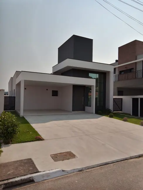 Casa com 3 quartos à venda, 110m2 em Santa Regina, Camboriu - SC - imagem 1 Foto 1 de Casa com 3 quartos à venda, 110m2 em Santa Regina, Camboriu - SC