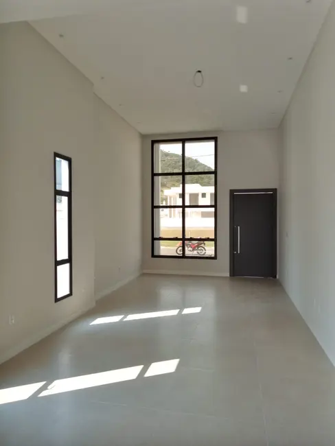 Casa com 3 quartos à venda, 110m2 em Santa Regina, Camboriu - SC - imagem 6 Foto 6 de Casa com 3 quartos à venda, 110m2 em Santa Regina, Camboriu - SC