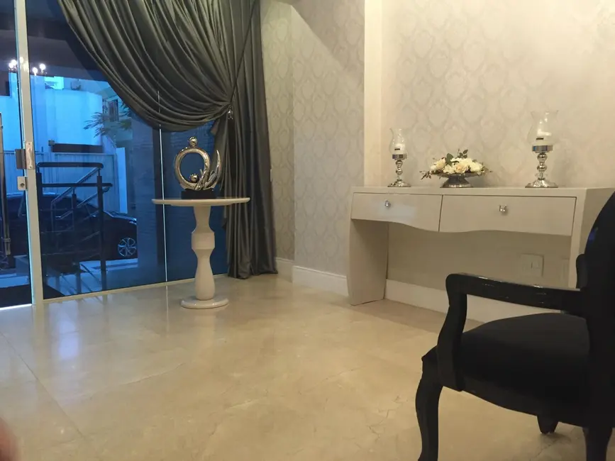 Foto 3 de Apartamento com 3 quartos à venda, 115m2 em Centro, Balneario Camboriu - SC