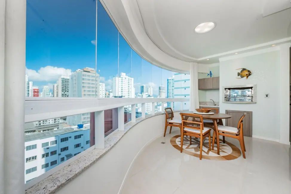 Foto 1 de Apartamento com 3 quartos à venda, 115m2 em Centro, Balneario Camboriu - SC