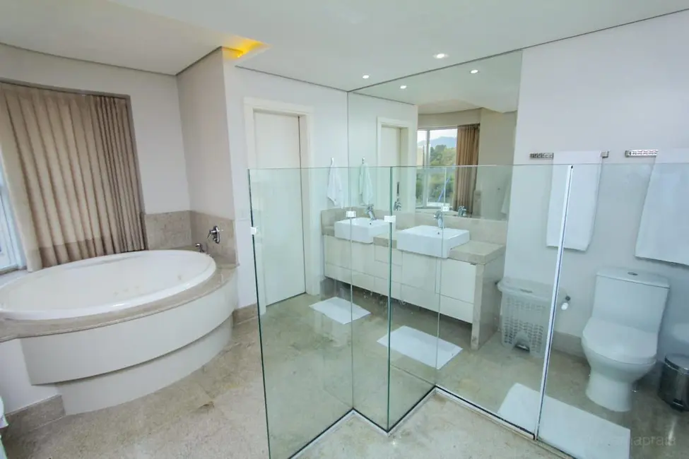 Foto 9 de Apartamento com 4 quartos à venda, 236m2 em Centro, Balneario Camboriu - SC