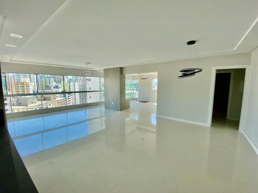 Foto 1 de Apartamento com 3 quartos à venda, 155m2 em Balneario Camboriu - SC
