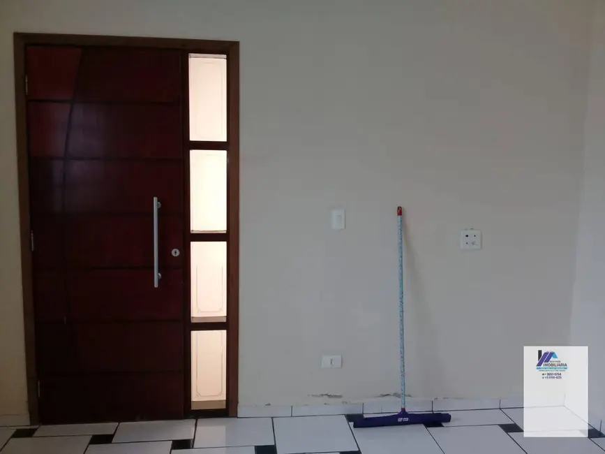 Foto 2 de Casa com 2 quartos à venda, 300m2 em Espirito Santo Do Pinhal - SP