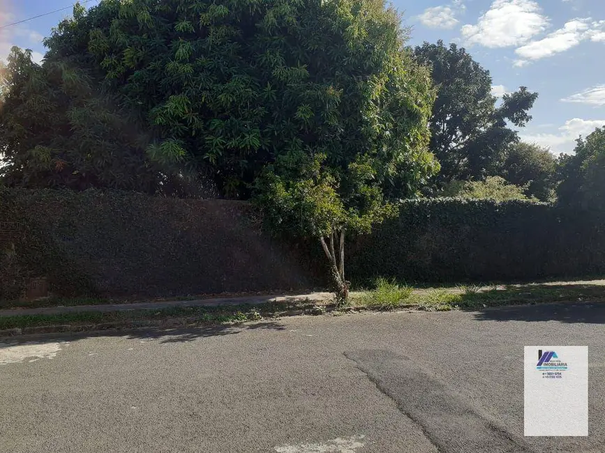 Terreno / Lote à venda, 300m2 em Espirito Santo Do Pinhal - SP - imagem 2 Foto 2 de Terreno / Lote à venda, 300m2 em Espirito Santo Do Pinhal - SP