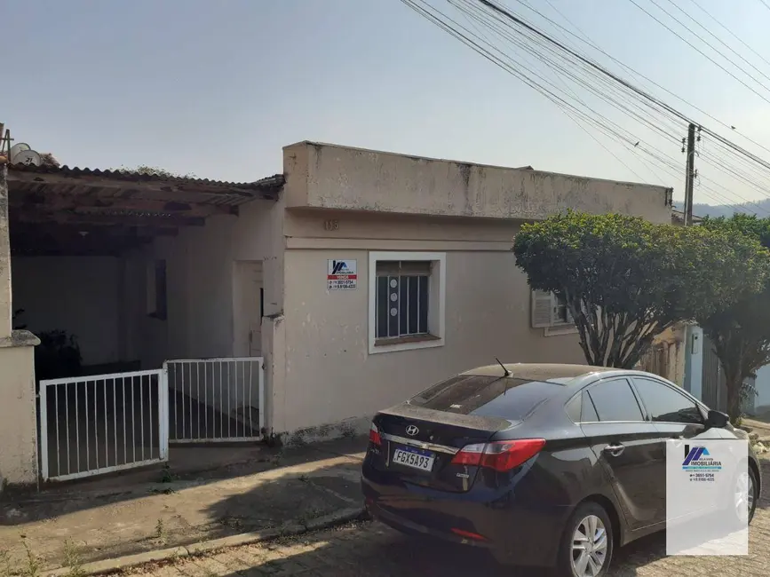 Foto 1 de Casa com 2 quartos à venda, 100m2 em Espirito Santo Do Pinhal - SP