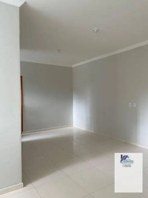Foto 2 de Apartamento com 2 quartos à venda e para alugar, 1000m2 em Espirito Santo Do Pinhal - SP