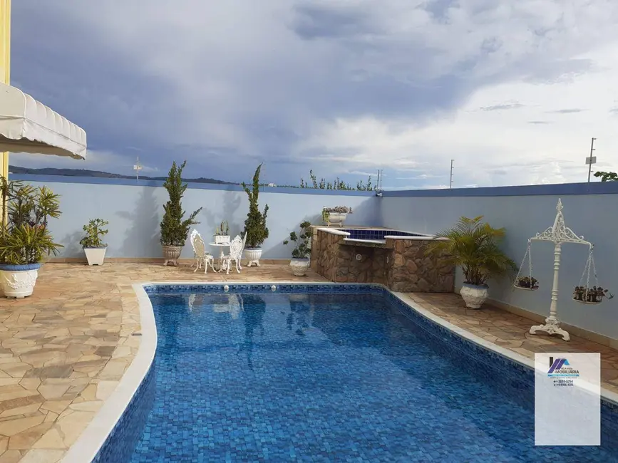 Foto 4 de Casa com 4 quartos à venda, 800m2 em Espirito Santo Do Pinhal - SP