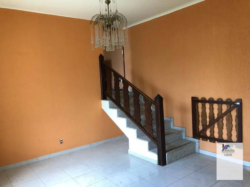 Casa com 3 quartos à venda e para alugar, 250m2 em Espirito Santo Do Pinhal - SP - imagem 5 Foto 5 de Casa com 3 quartos à venda e para alugar, 250m2 em Espirito Santo Do Pinhal - SP