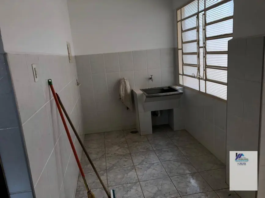 Casa com 3 quartos à venda e para alugar, 250m2 em Espirito Santo Do Pinhal - SP - imagem 9 Foto 9 de Casa com 3 quartos à venda e para alugar, 250m2 em Espirito Santo Do Pinhal - SP
