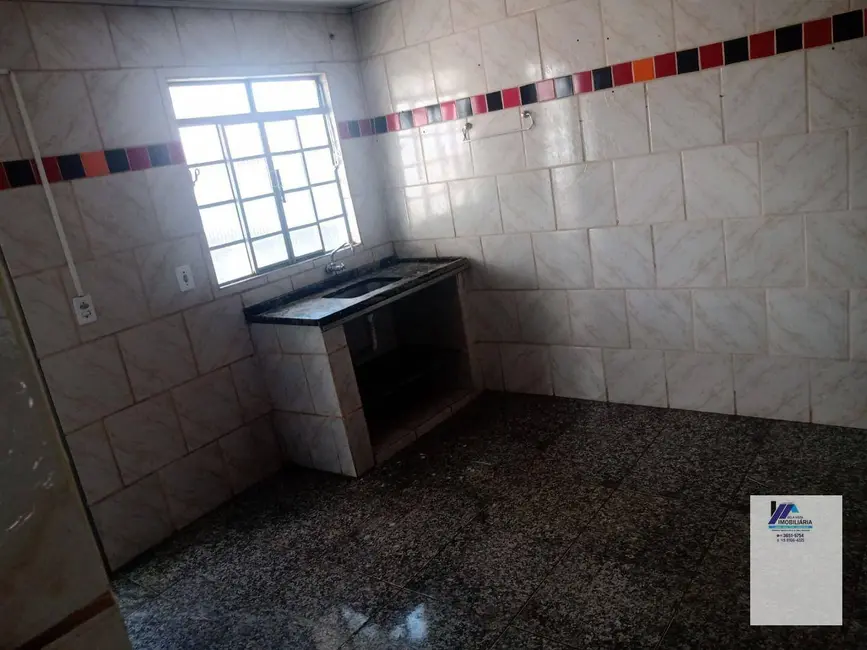 Foto 6 de Casa com 2 quartos à venda, 270m2 em Espirito Santo Do Pinhal - SP