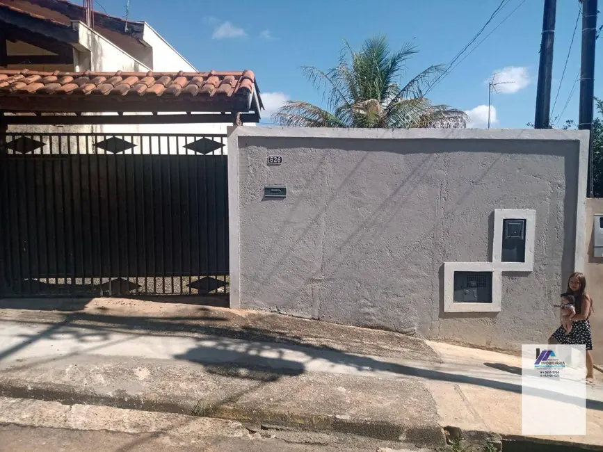 Foto 1 de Casa com 2 quartos à venda, 270m2 em Espirito Santo Do Pinhal - SP