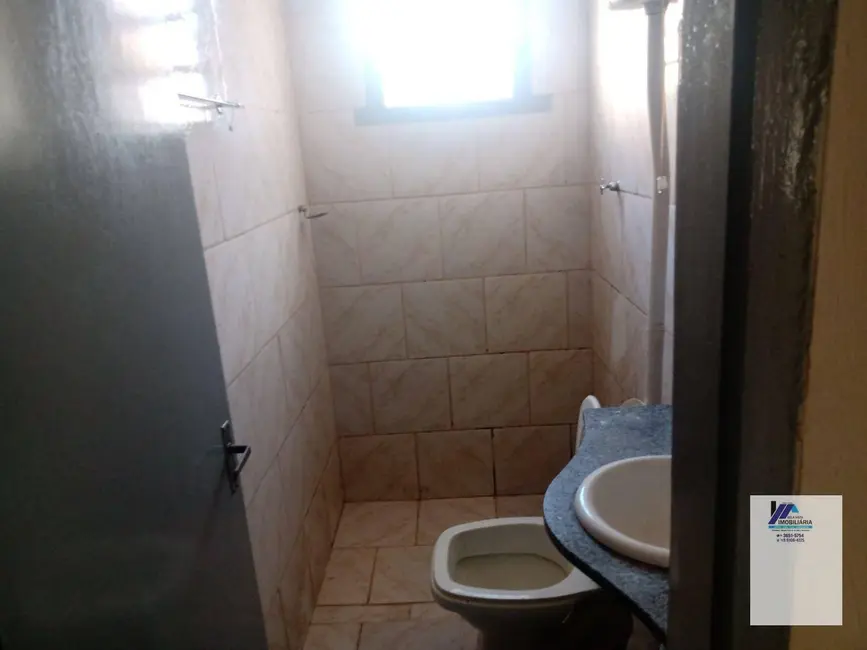 Foto 5 de Casa com 2 quartos à venda, 270m2 em Espirito Santo Do Pinhal - SP