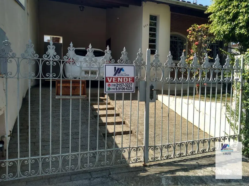 Casa com 3 quartos à venda, 250m2 em Espirito Santo Do Pinhal - SP - imagem 2 Foto 2 de Casa com 3 quartos à venda, 250m2 em Espirito Santo Do Pinhal - SP