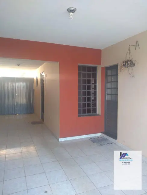Foto 2 de Casa com 4 quartos à venda, 250m2 em Espirito Santo Do Pinhal - SP