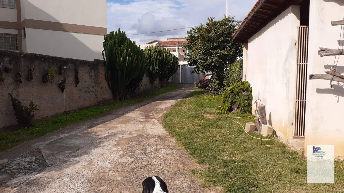 Foto 8 de Casa com 3 quartos à venda, 2059m2 em Espirito Santo Do Pinhal - SP