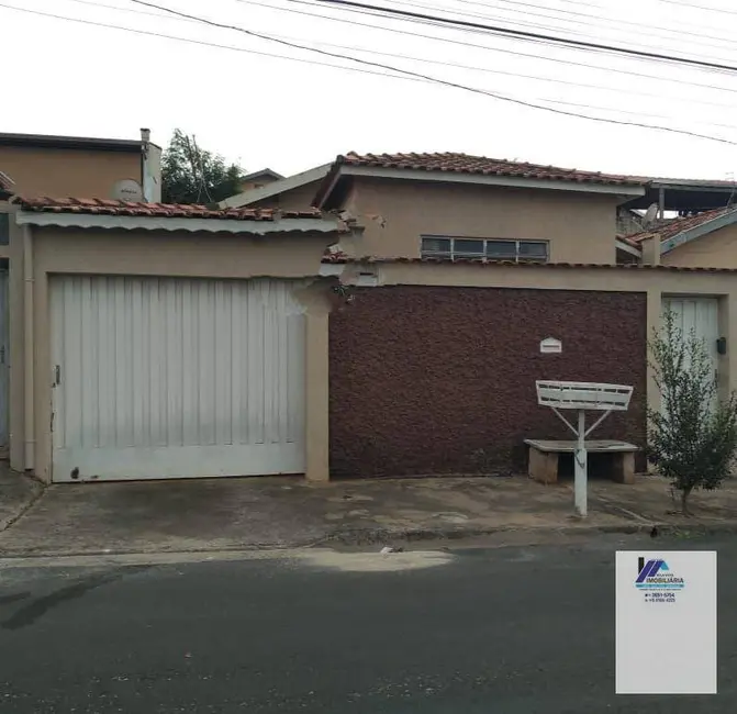Foto 1 de Casa com 3 quartos à venda, 180m2 em Espirito Santo Do Pinhal - SP