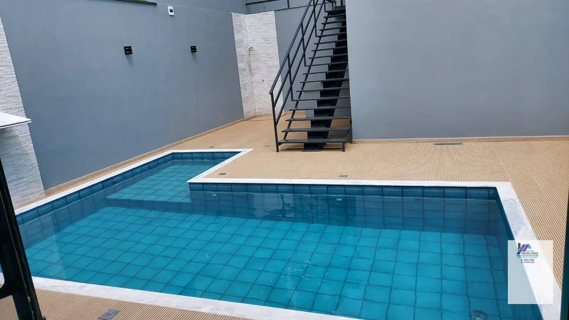 Foto 1 de Casa com 2 quartos à venda, 150m2 em Espirito Santo Do Pinhal - SP