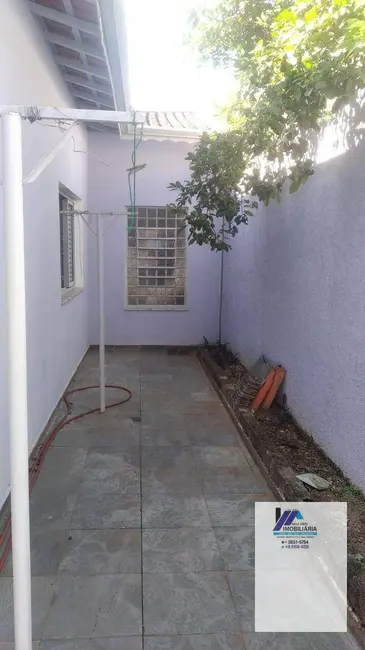 Foto 3 de Casa com 3 quartos à venda, 300m2 em Espirito Santo Do Pinhal - SP