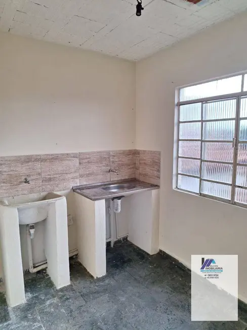 Foto 4 de Sobrado com 1 quarto para alugar, 50m2 em Centro, Espirito Santo Do Pinhal - SP