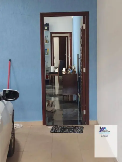 Foto 3 de Casa com 2 quartos à venda, 180m2 em Jardim Recanto dos Pássaros, Sao Joao Da Boa Vista - SP