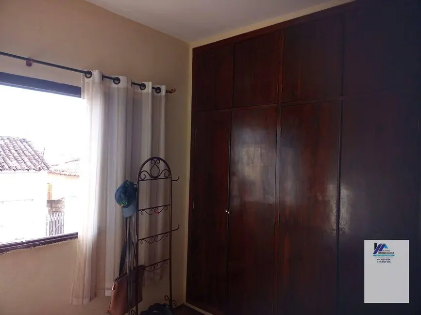 Foto 6 de Casa com 3 quartos à venda, 300m2 em Espirito Santo Do Pinhal - SP