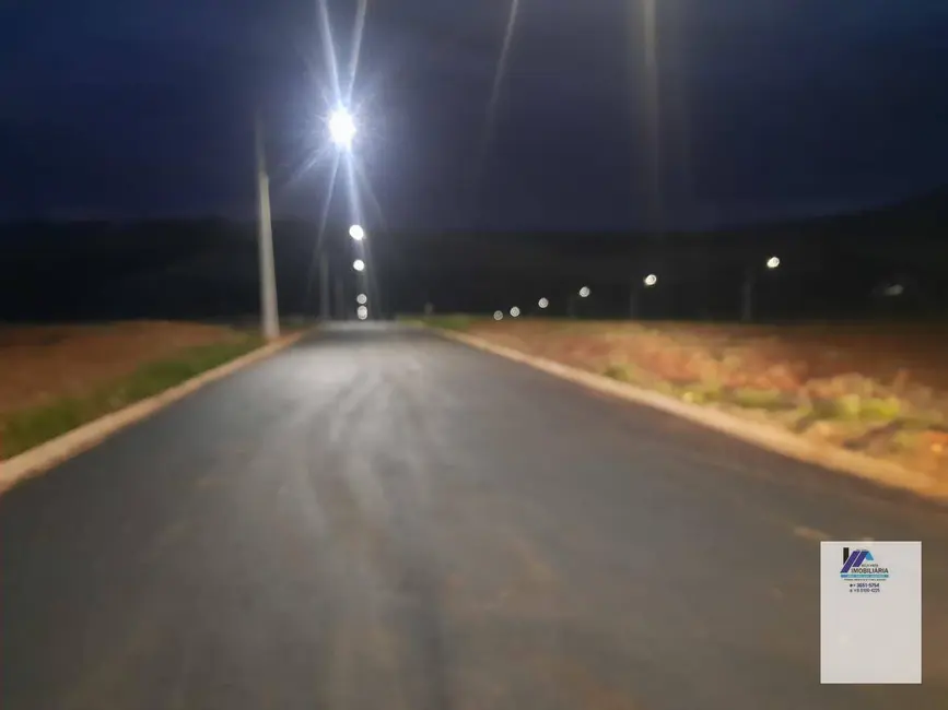 Foto 1 de Terreno / Lote à venda, 200m2 em Centro, Jacutinga - MG
