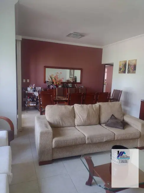 Foto 6 de Casa com 3 quartos à venda, 602m2 em Espirito Santo Do Pinhal - SP