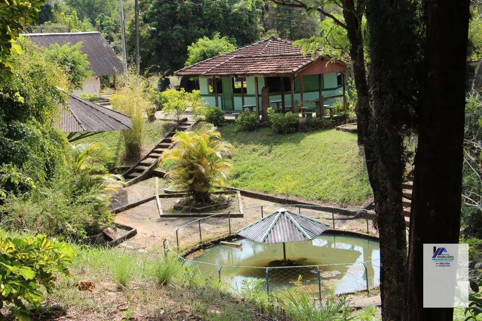 Chácara à venda, 1200m2 em Santo Antonio Do Jardim - SP - imagem 4 Foto 4 de Chácara à venda, 1200m2 em Santo Antonio Do Jardim - SP