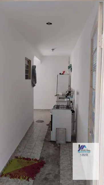 Foto 3 de Casa com 2 quartos à venda, 250m2 em Espirito Santo Do Pinhal - SP