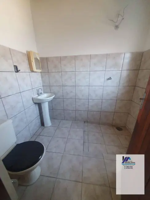 Foto 3 de Casa com 2 quartos à venda, 160m2 em Centro, Espirito Santo Do Pinhal - SP