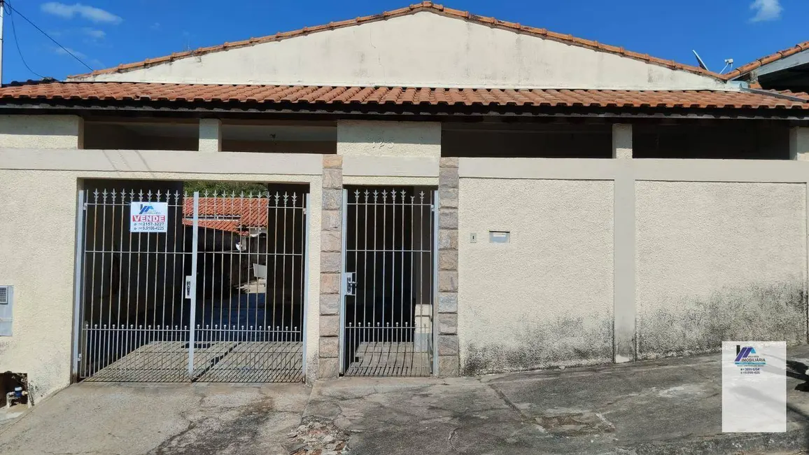 Foto 1 de Casa com 3 quartos à venda, 250m2 em Espirito Santo Do Pinhal - SP