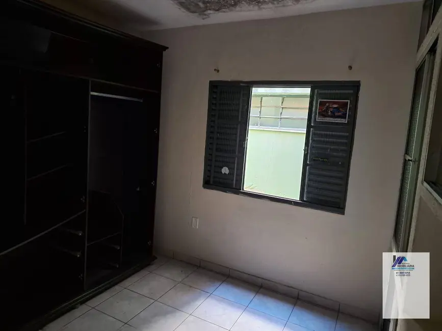 Casa com 3 quartos à venda, 200m2 em Espirito Santo Do Pinhal - SP - imagem 7 Foto 7 de Casa com 3 quartos à venda, 200m2 em Espirito Santo Do Pinhal - SP