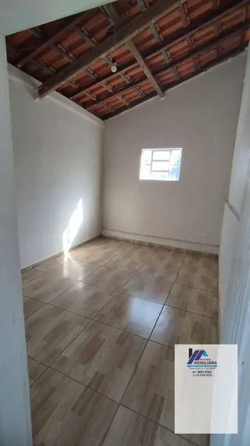 Foto 4 de Chácara com 2 quartos à venda, 1500m2 em Santo Antonio Do Jardim - SP