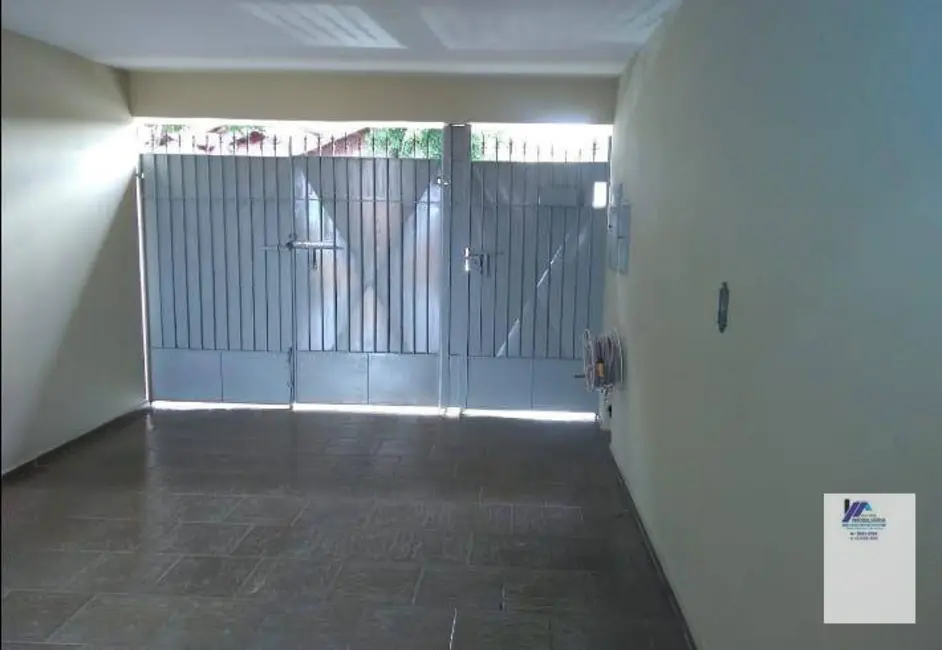 Foto 7 de Casa com 2 quartos à venda, 250m2 em Espirito Santo Do Pinhal - SP