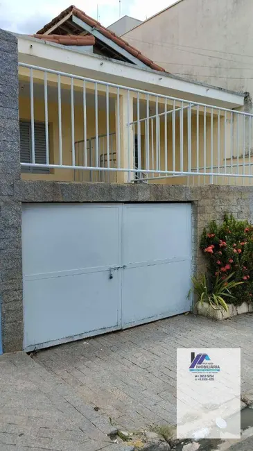 Foto 1 de Casa com 3 quartos à venda, 180m2 em Espirito Santo Do Pinhal - SP