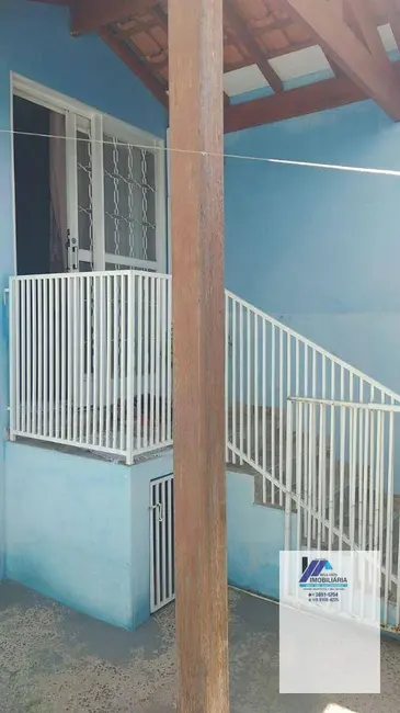 Foto 2 de Casa com 2 quartos à venda, 80m2 em Espirito Santo Do Pinhal - SP