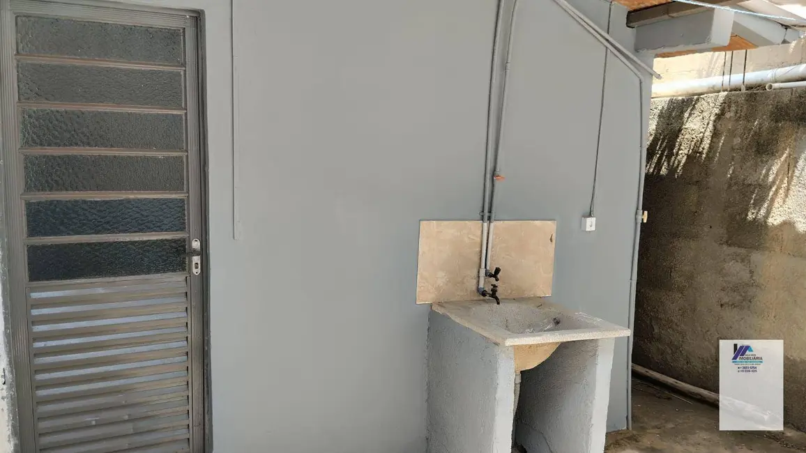 Foto 2 de Casa com 1 quarto à venda e para alugar, 160m2 em Espirito Santo Do Pinhal - SP