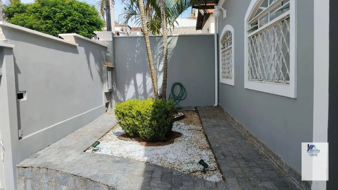 Foto 4 de Casa com 3 quartos à venda, 250m2 em Espirito Santo Do Pinhal - SP