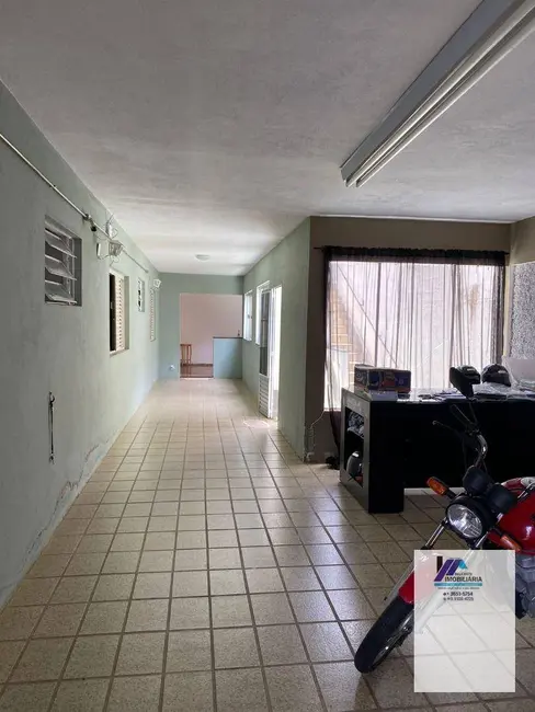 Foto 8 de Sobrado com 4 quartos à venda, 250m2 em Espirito Santo Do Pinhal - SP