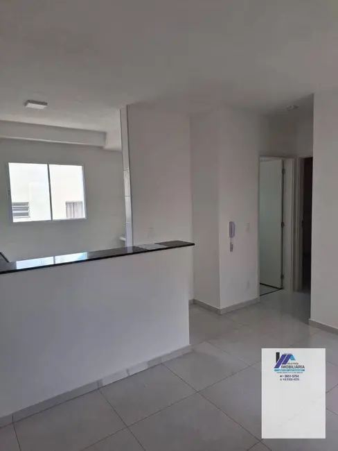 Foto 2 de Apartamento com 2 quartos para alugar, 60m2 em Espirito Santo Do Pinhal - SP