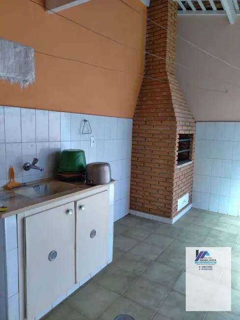 Foto 2 de Casa com 3 quartos à venda, 250m2 em Espirito Santo Do Pinhal - SP