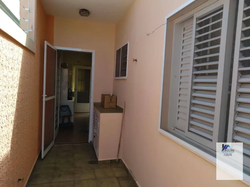 Foto 8 de Casa com 3 quartos à venda, 250m2 em Espirito Santo Do Pinhal - SP