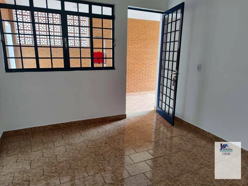 Foto 5 de Casa com 3 quartos para alugar, 300m2 em Centro, Espirito Santo Do Pinhal - SP