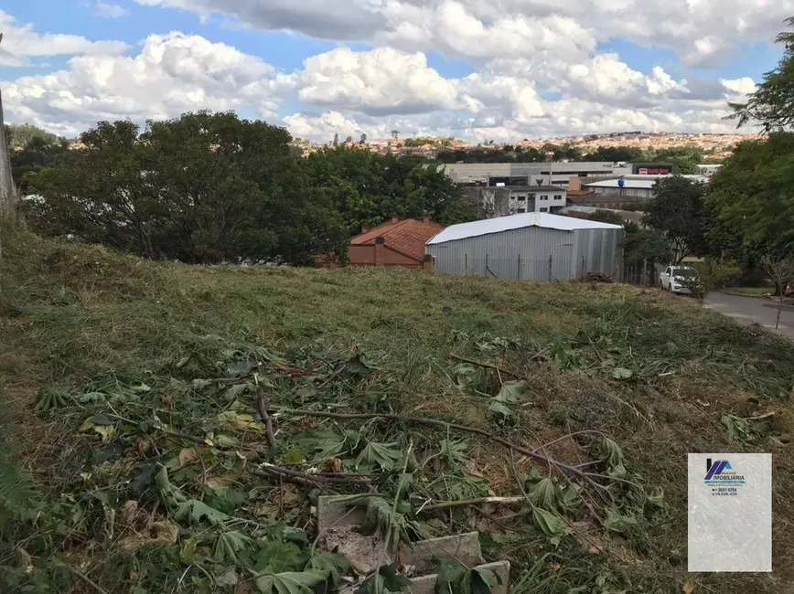 Foto 2 de Terreno / Lote à venda, 1166m2 em Espirito Santo Do Pinhal - SP