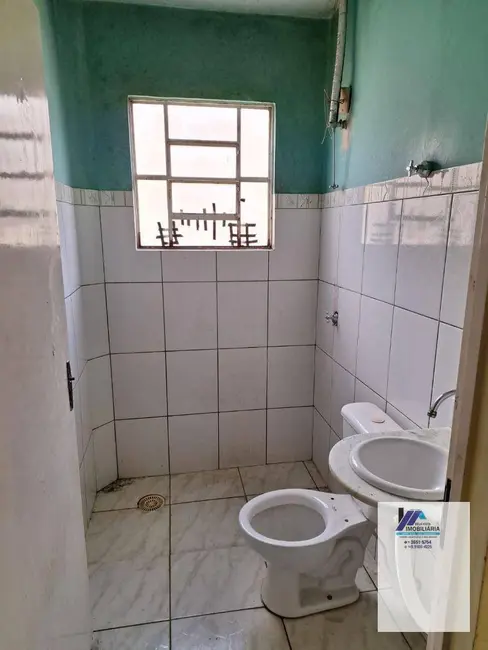 Foto 3 de Casa com 2 quartos à venda, 200m2 em Espirito Santo Do Pinhal - SP