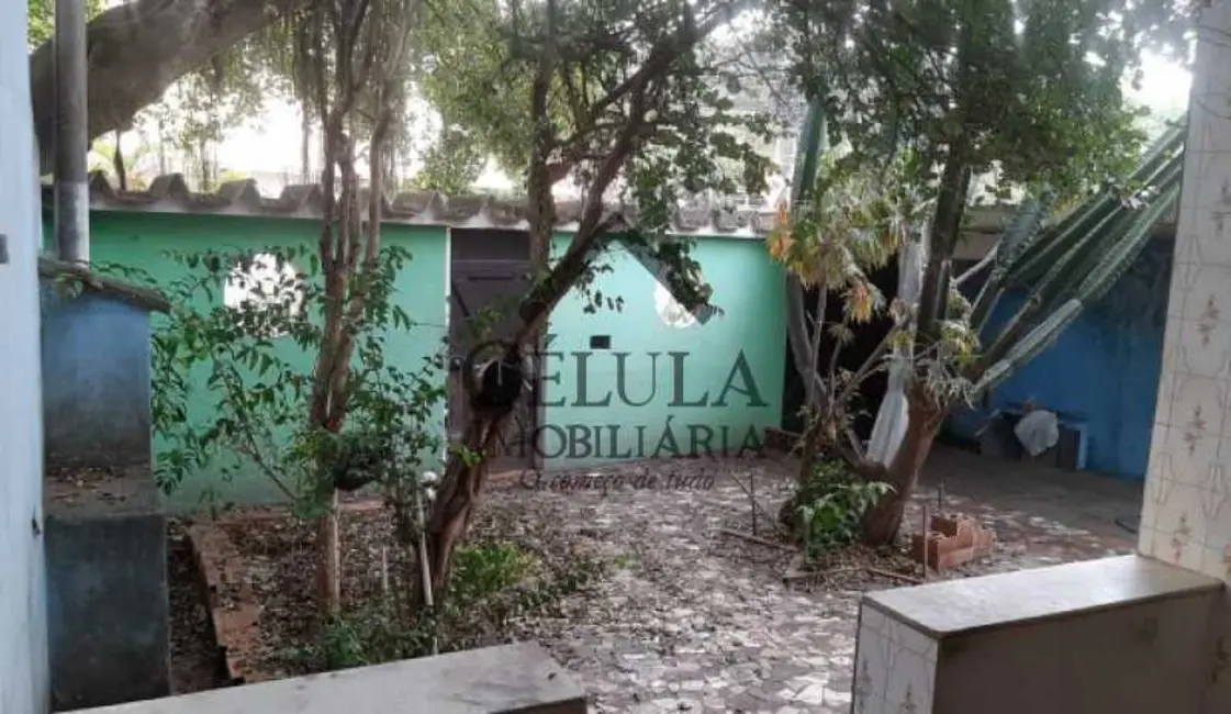 Casa com 2 quartos à venda, 200m2 em Rio De Janeiro - RJ - imagem 3 Foto 3 de Casa com 2 quartos à venda, 200m2 em Rio De Janeiro - RJ