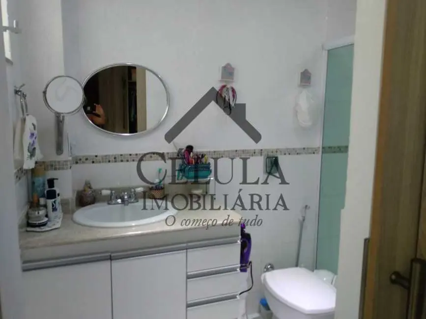 Casa de Condomínio com 3 quartos à venda, 251m2 em Rio De Janeiro - RJ - imagem 7 Foto 7 de Casa de Condomínio com 3 quartos à venda, 251m2 em Rio De Janeiro - RJ